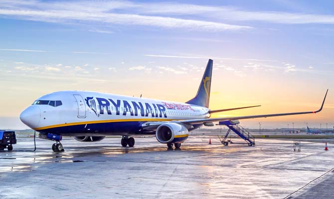 Авиаперевозчик Ryanair увеличил прибыль на 43%