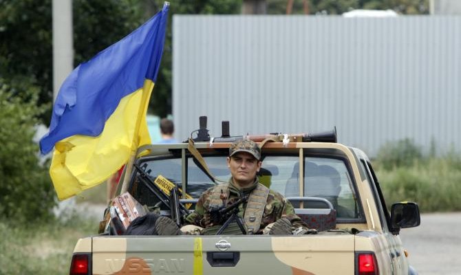 Посол Германии допускает проведение выборов на Донбассе до выведения оттуда армии РФ