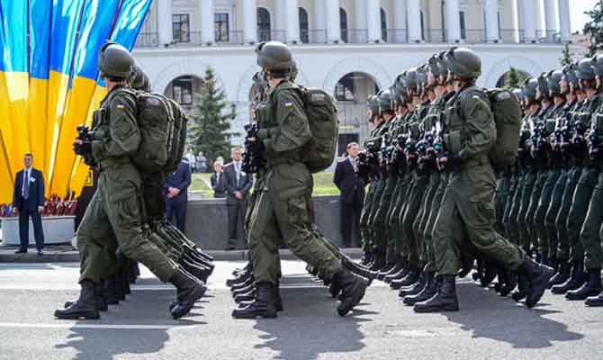 В Киеве на День Независимости пройдет военный парад