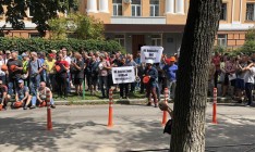 Протестующим ферросплавщикам следует спросить у Коломойского, почему он выводил миллиарды в оффшоры, а не инвестировал в модернизацию, - Марунич