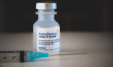 Очередная страна не рекомендовала вакцину AstraZeneca для пожилых людей